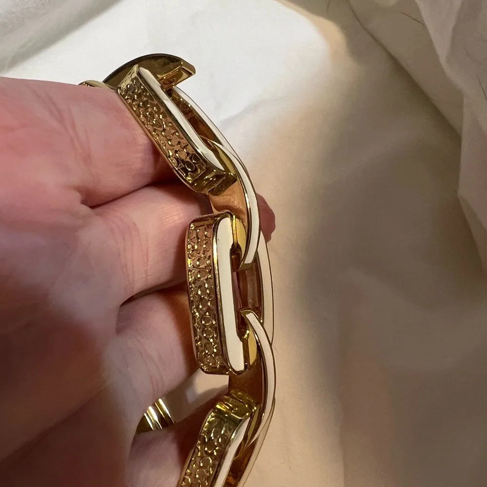 Coach Link Bracelet - Picture 3 of 6